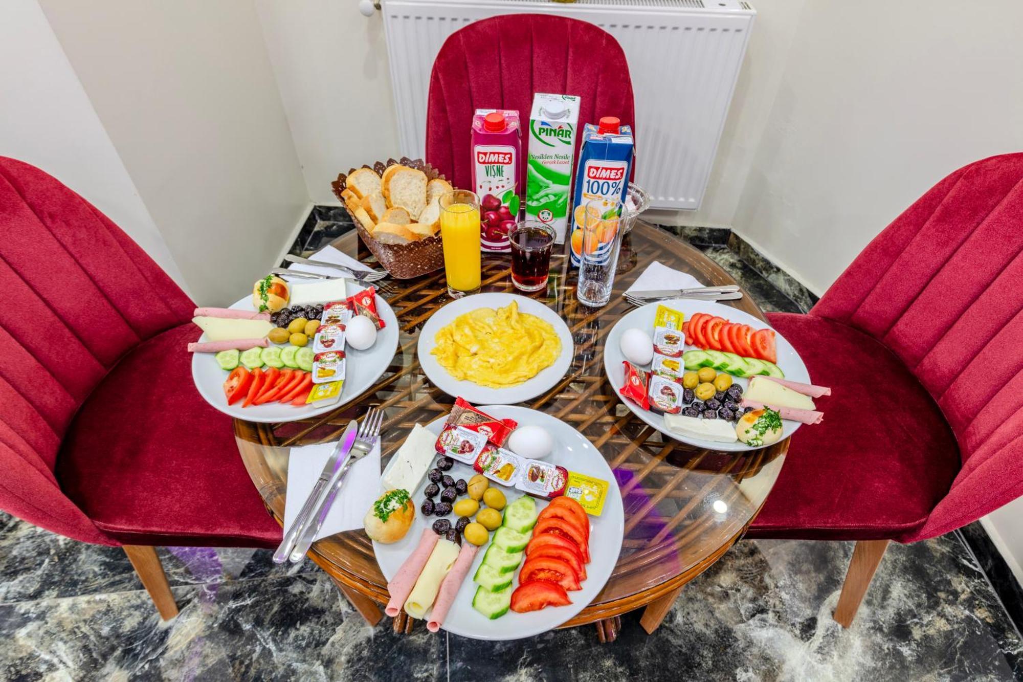 Hotel Silviya Istanboel Buitenkant foto