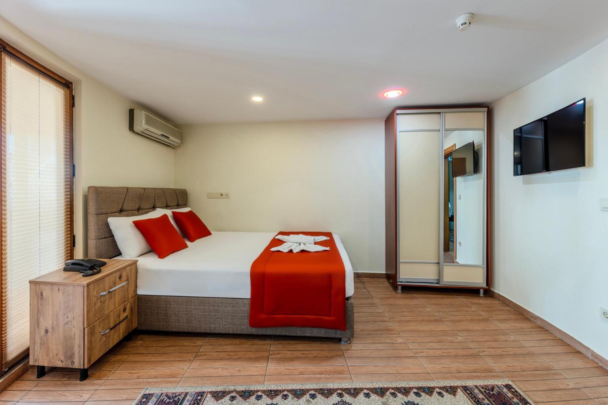 Hotel Silviya Istanboel Buitenkant foto