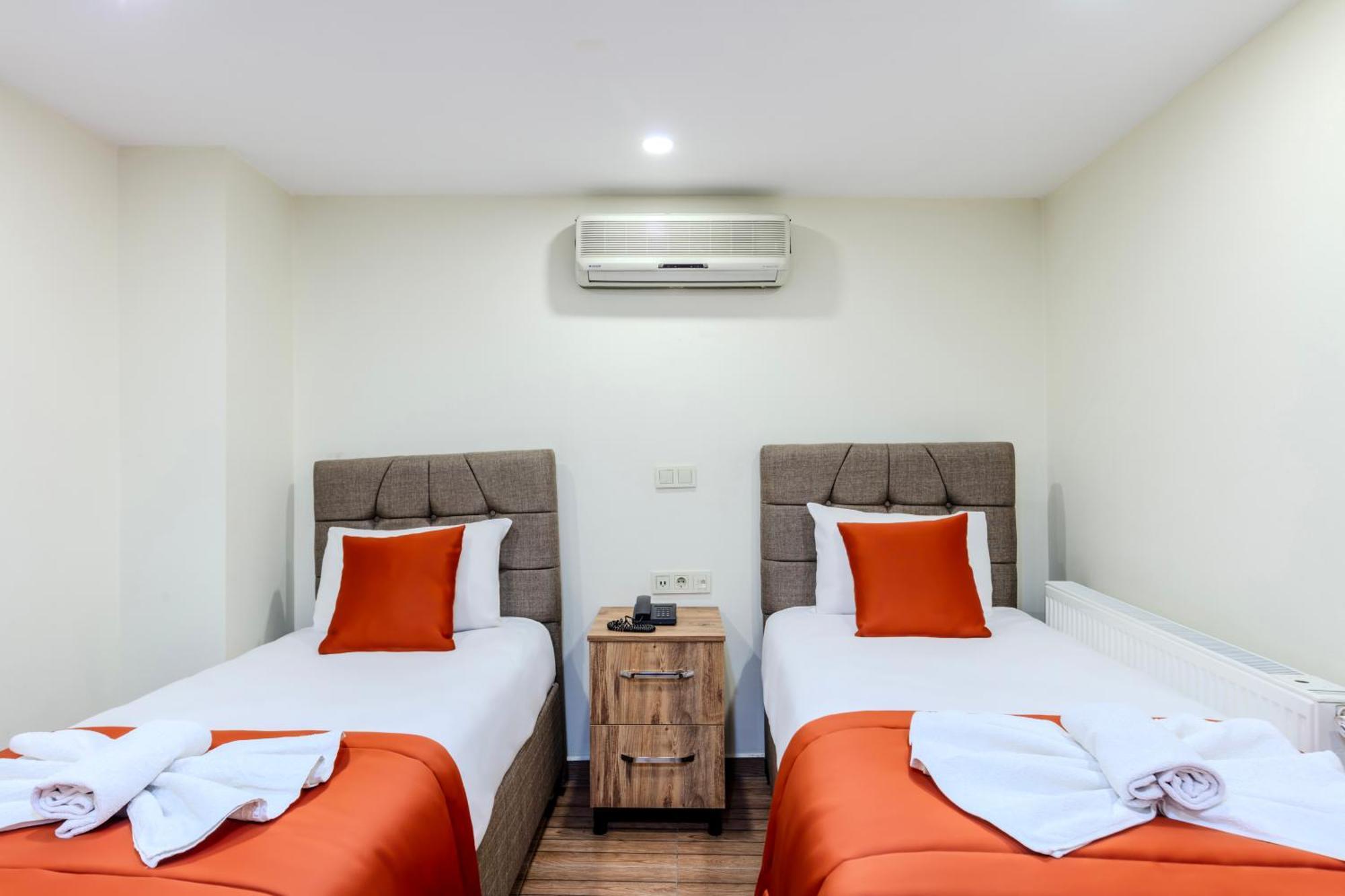 Hotel Silviya Istanboel Buitenkant foto